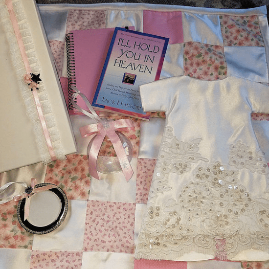 memory-boxesgclid=CjwKCAjw0tHoBRBhEiwAvP1GFdzoUxGA9jXjO7RJXLKuawMPufvd9cRAPktmzqmYw3mvtDCubFMV5RoCFyoQAvD_BwE